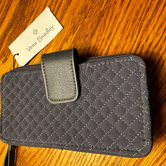 Vera Bradley wristlet - Picture 2 of 3